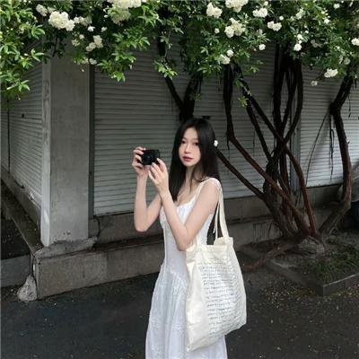 柔伊封面